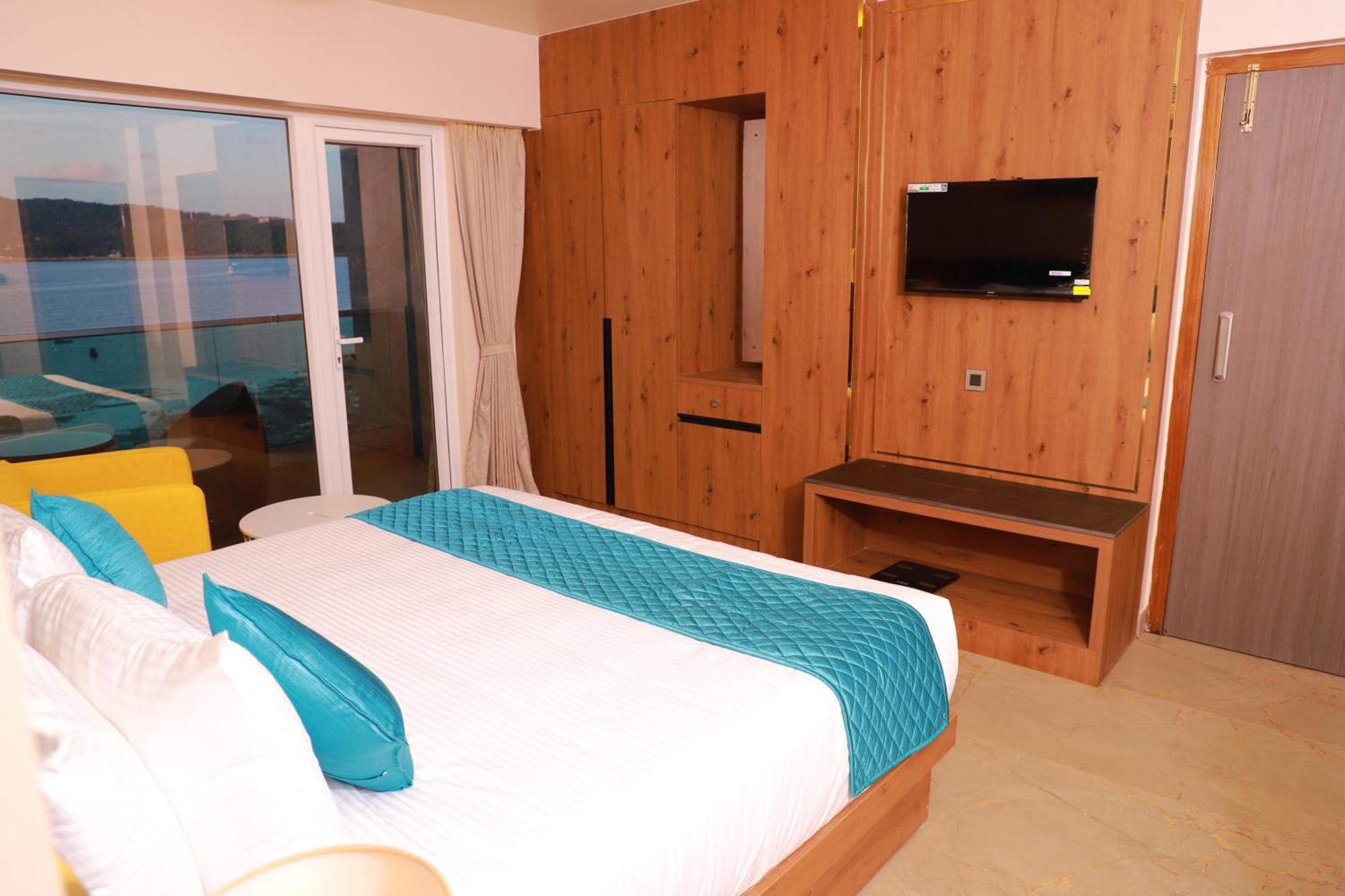 Sea Deck Hotel Порт Блеър Екстериор снимка