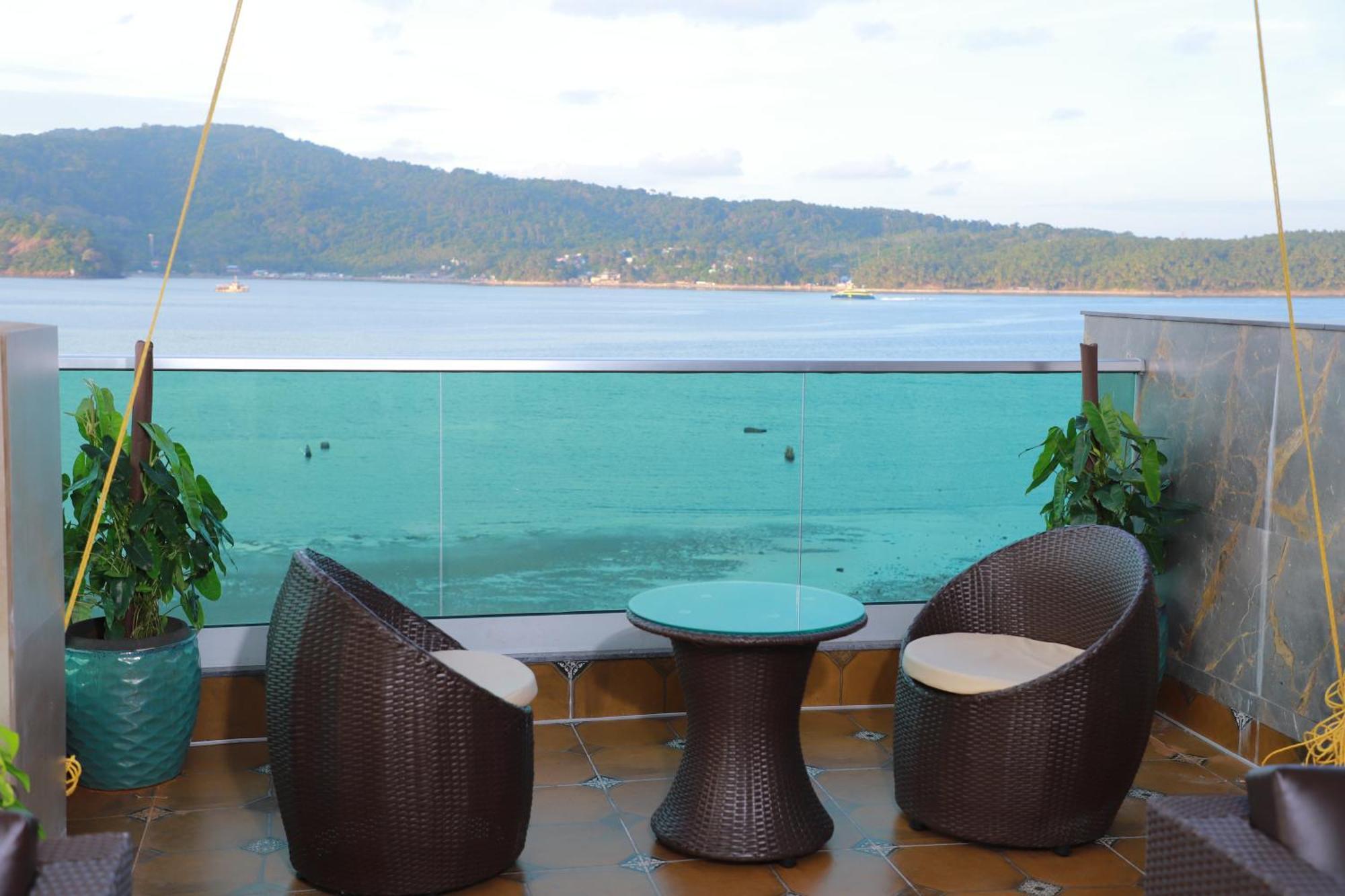 Sea Deck Hotel Порт Блеър Екстериор снимка